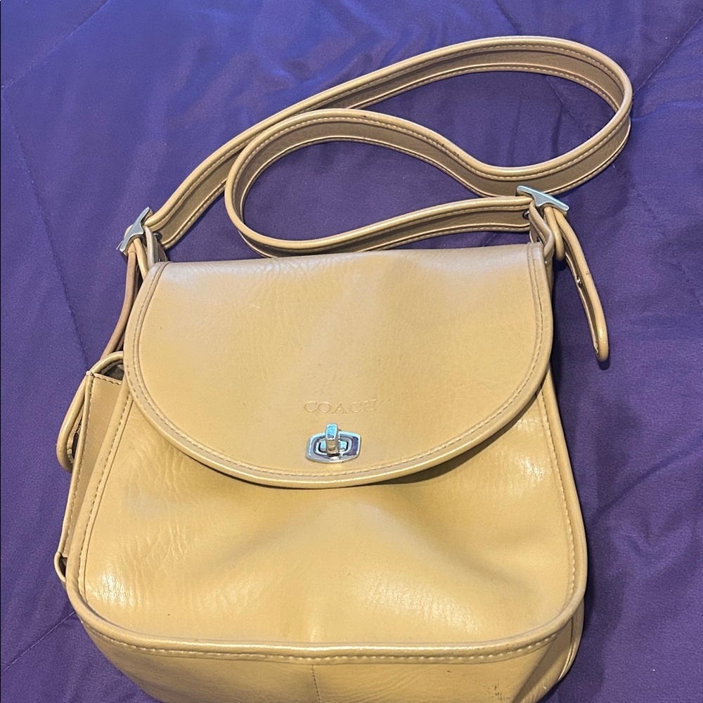 Coach Beige Leather Shoulder Bag